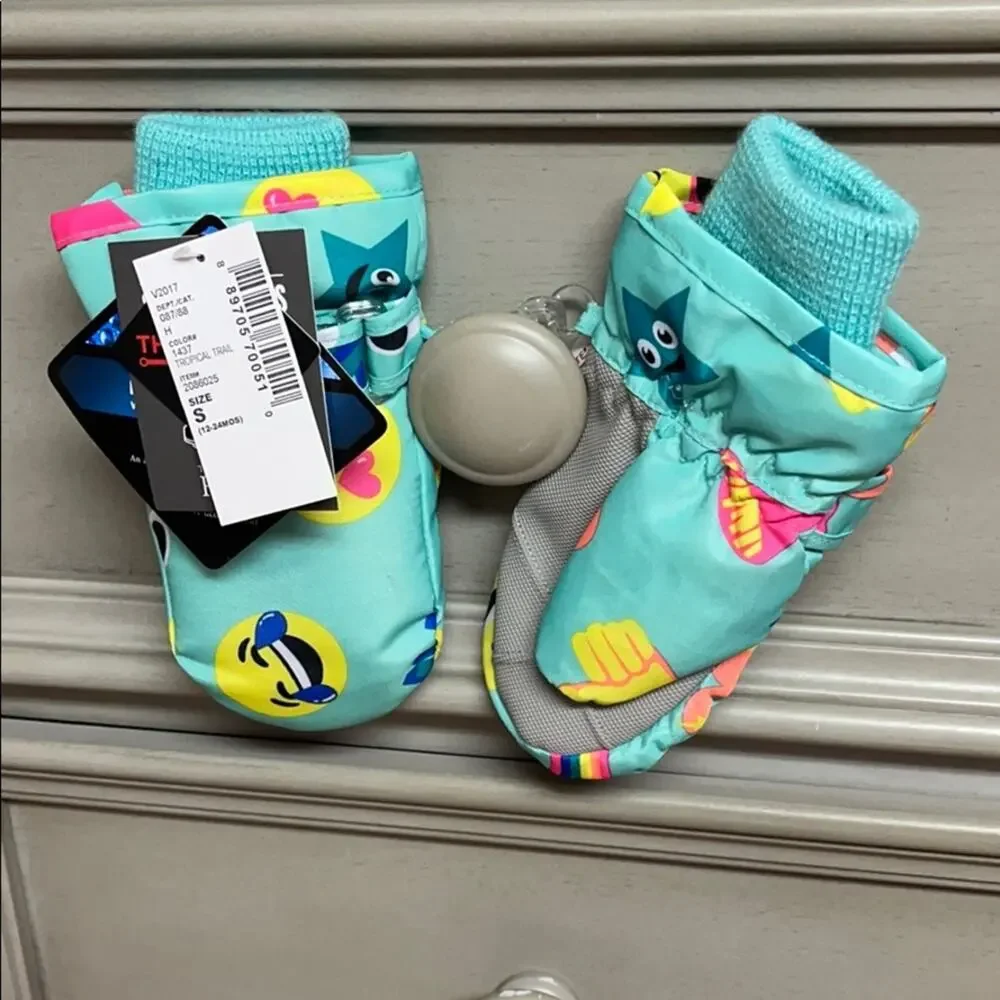 The children’s place mittens NWT 12-18 months